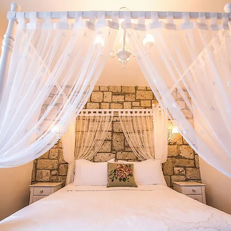 格贝尼阿拉恰特旅馆 4*