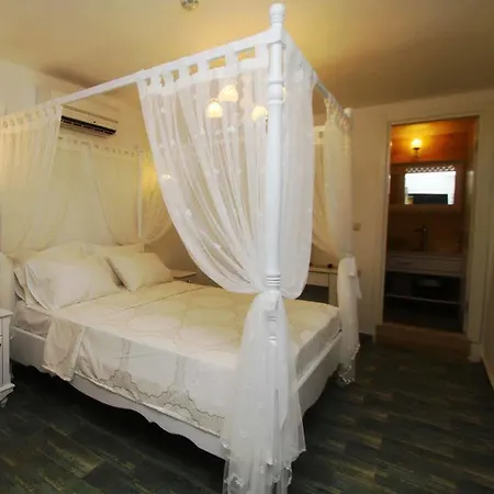 格贝尼阿拉恰特旅馆