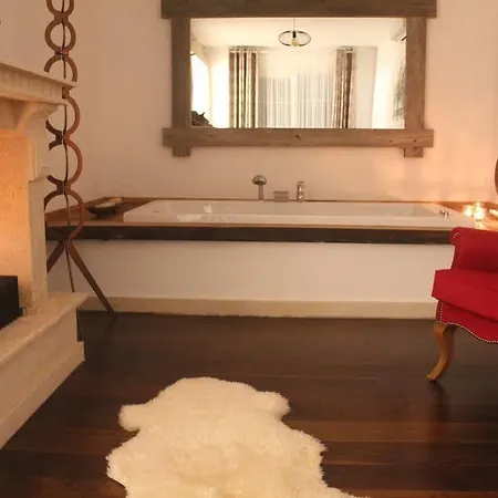 Gobene Πανσιόν 4*