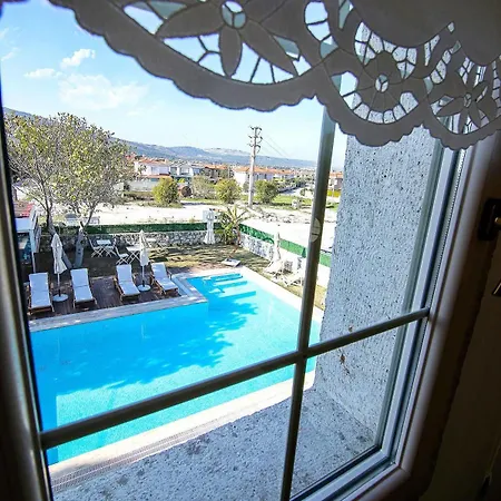 格贝尼阿拉恰特旅馆 招待所 阿拉恰特